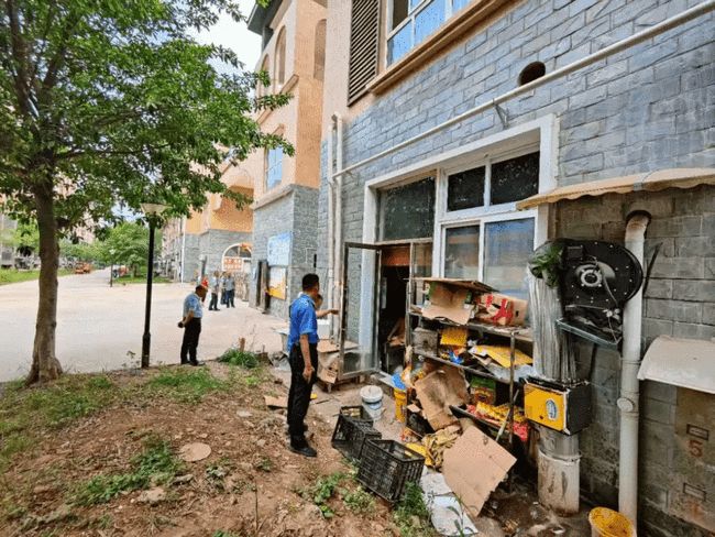 嘉陵区综合行政执法局开展餐饮油烟大排查大整治行动