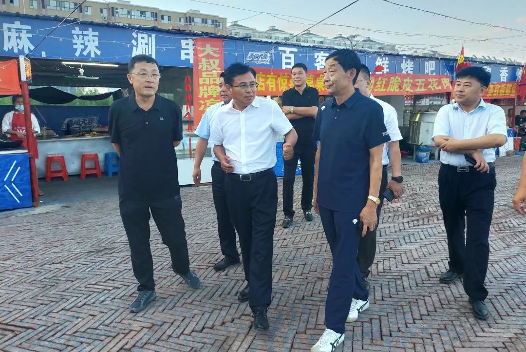 乾安县县长王立国深入城区对餐饮服务业油烟排放等工作检查