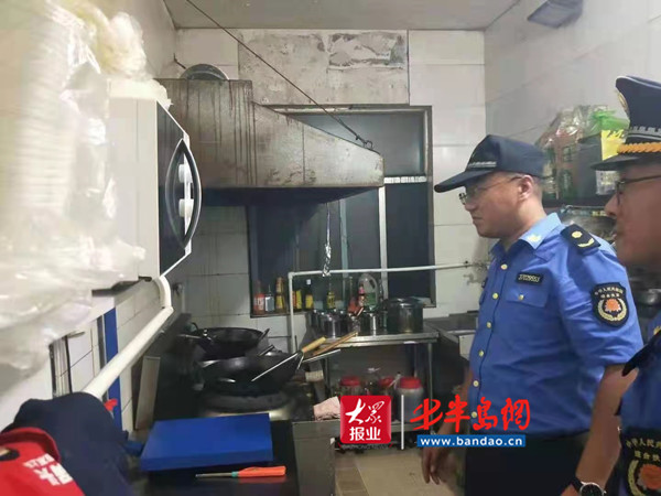 九龙综合执法中队开展餐厨垃圾专项整治