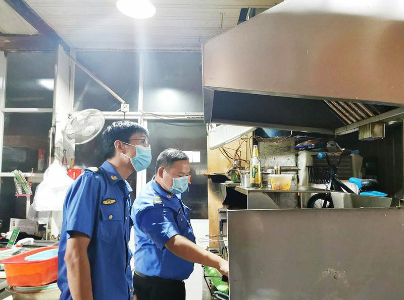 东至县开展餐饮服务业油烟污染专项整治