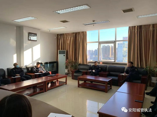 安阳城市管理局组织餐饮油烟专项治理“地毯式”互查