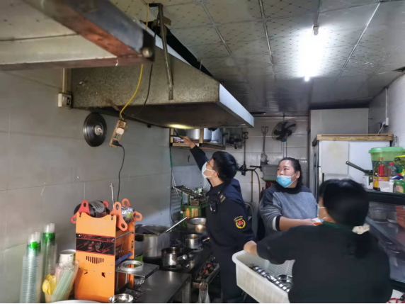 梧桐办事处多举措开展餐饮油烟治理工作