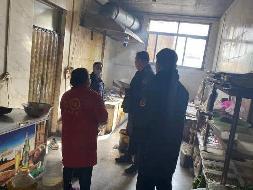 胡集镇开展餐饮油烟净化器专项排查整治行动