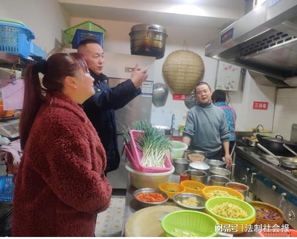 大安区综合行政执法局三举措严管餐饮油烟污染治理