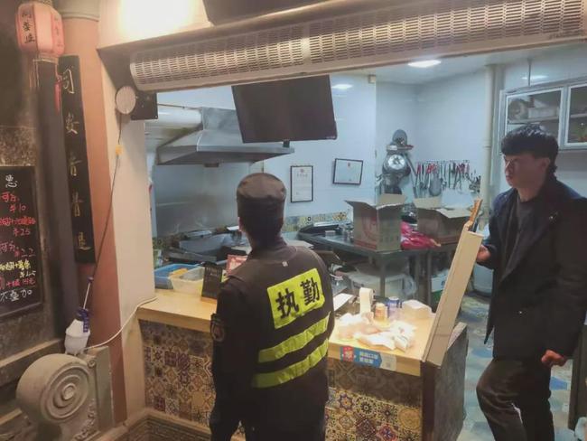南安市城市管理局仑苍执法中队整治镇容乱象