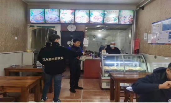 豫兴路办事处开展餐饮油烟治理专项行动