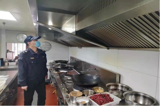惠济区城市管理局多措并举加大餐饮业油烟污染治理力度