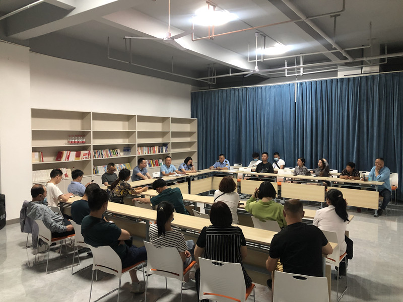 崇州市召开餐饮油烟污染治理工作群众座谈会