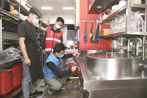 润州生态环境局开展辖区内餐饮店拉网式排查