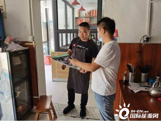 豫兴路办事处开展餐饮业油烟集中整治行动