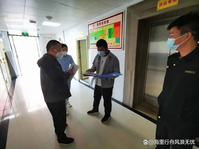 前程办事处开展中小学及企业内部食堂餐饮油烟大排查、大整治活动