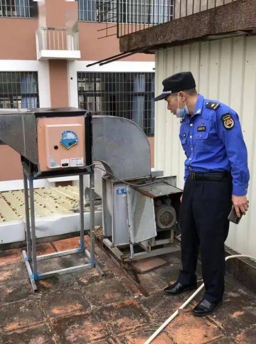 漳州市城管局开展主城区大气污染问题“百日整治”专项行动