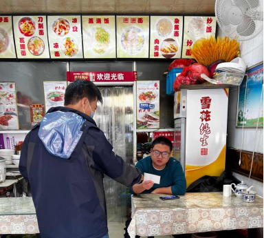 南苑街道三举措开展餐饮油烟污染整治行动