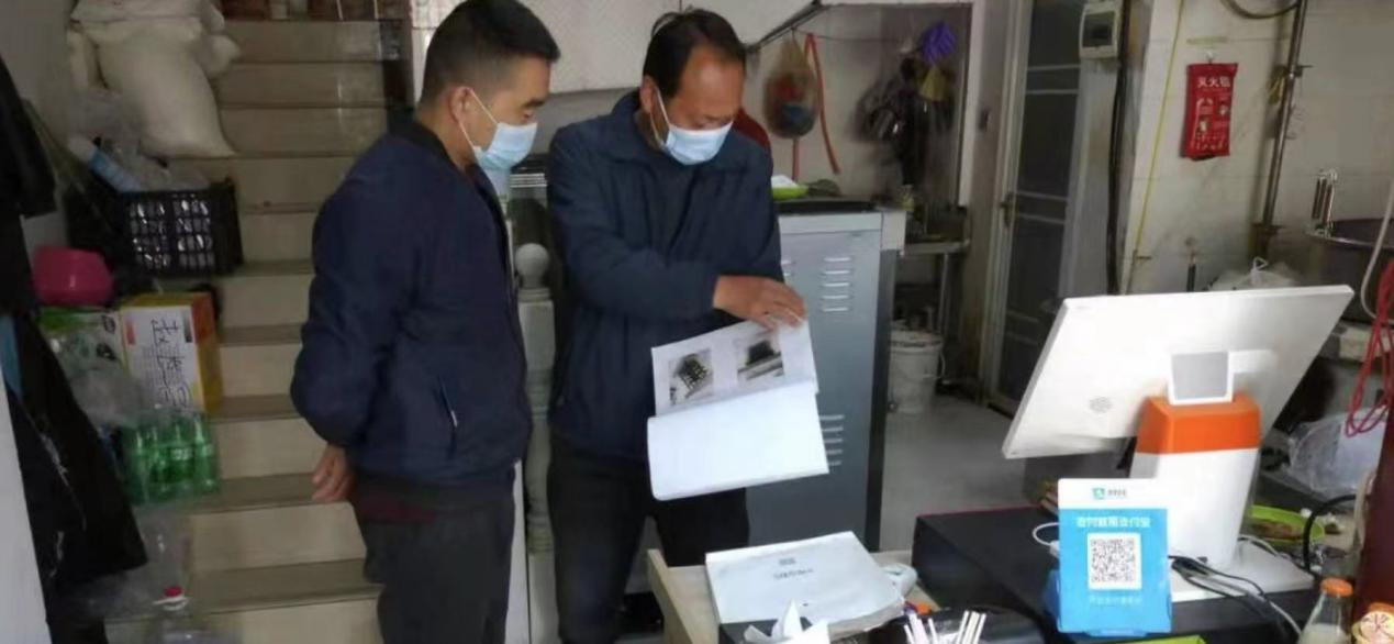 太康东路街道开展针对餐饮油烟污染的专项排查整治行动