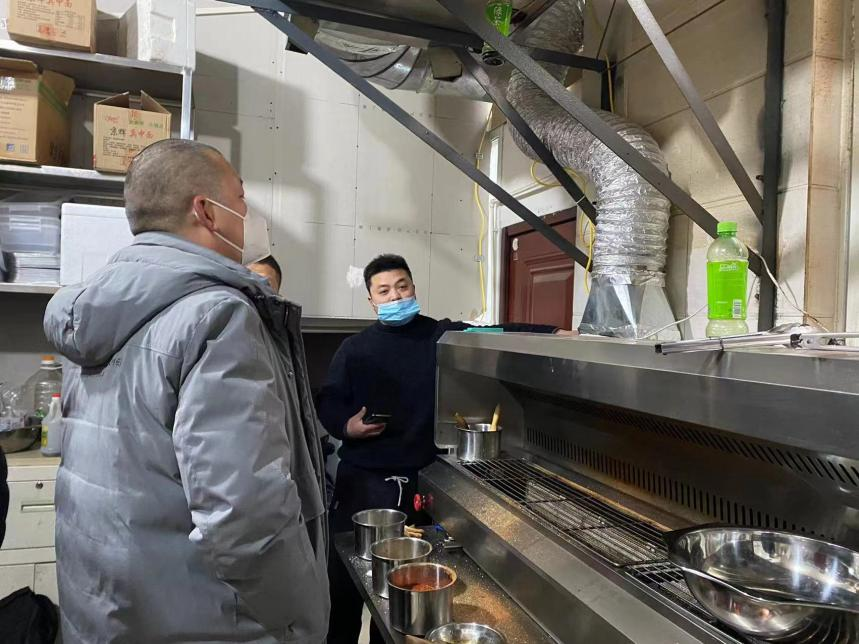 佃庄镇开展餐饮油烟专项整治行动