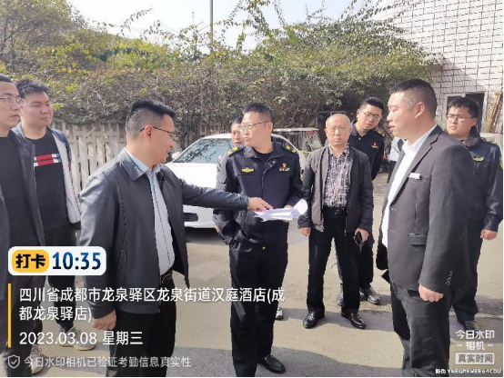 龙泉驿区开展油烟在线监测超标或离线点位专项检查