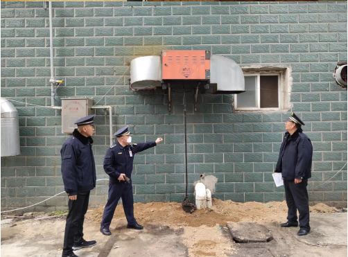 平顶山市高新区城市管理和综合执法局开展餐饮油烟专项执法检查
