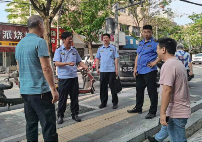 沙市区多部门联合开展餐饮油烟专项整治行动