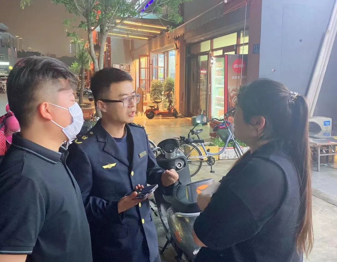 邳州市开展餐饮油烟及露天烧烤专项整治
