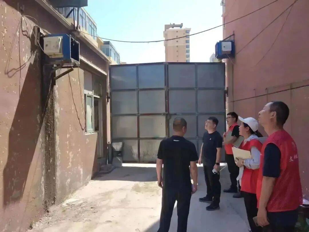 北镇街道开展油烟净化设施专项整治行动