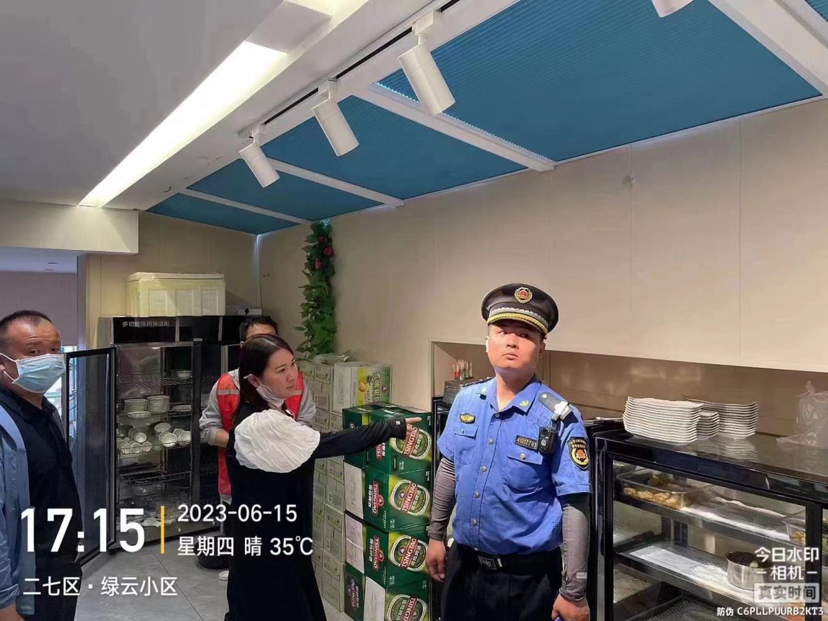 淮河路办事处开展餐饮油烟治理专项行动