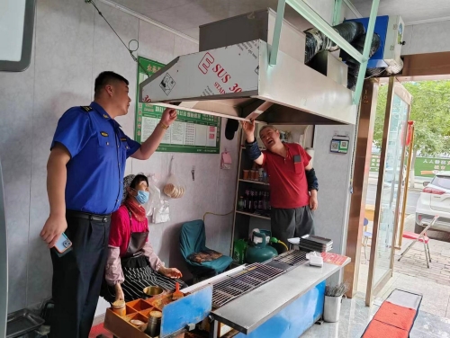 永昌县开展餐饮单位油烟净化设备运行情况专项排查整治行动