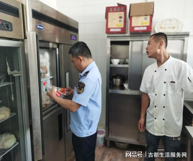 马泉街道市场所开展夏季食品安全专项整治工作