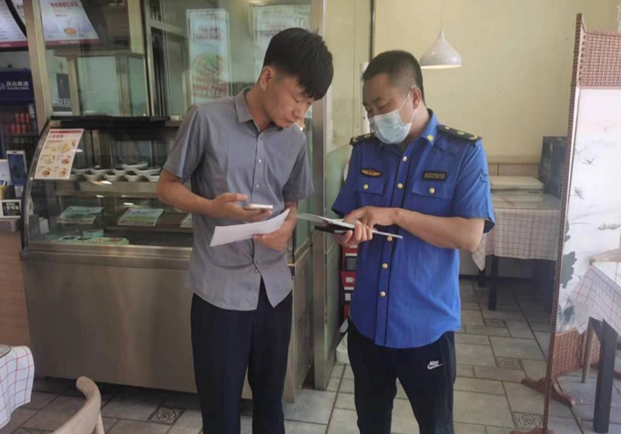 包头市高新区市场监管和城市管理综合行政执法大队整治餐饮油烟味