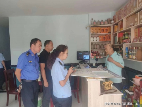 轮台县多部门联合开展餐饮门店油烟净化设备排查活动