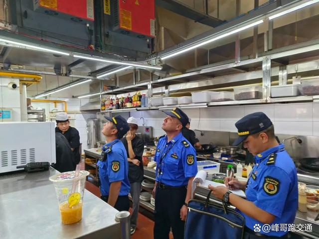 淮阳区城市管理局开展餐饮油烟治理专项整治行动