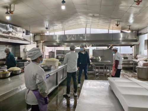石柱县生态环境局开展餐饮油烟专项排查整治行动
