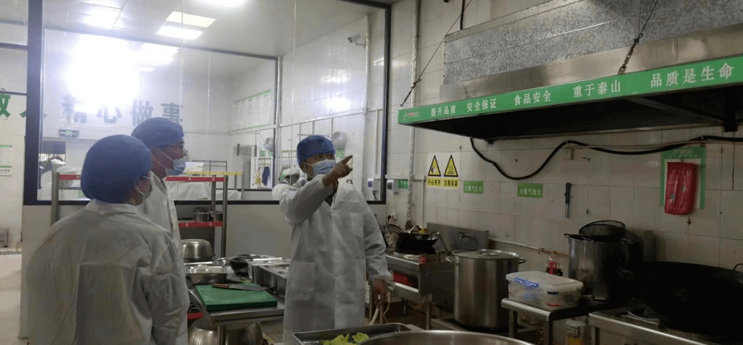 开封市示范区开展餐饮油烟污染防治督导检查