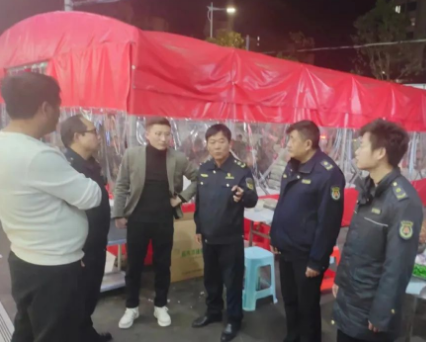 胜利街道开展餐饮油烟污染专项整治行动