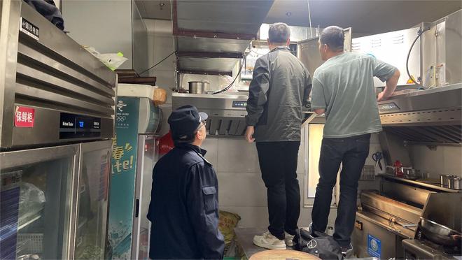 保定市执法局直属三大队加强餐饮单位的监督和管理