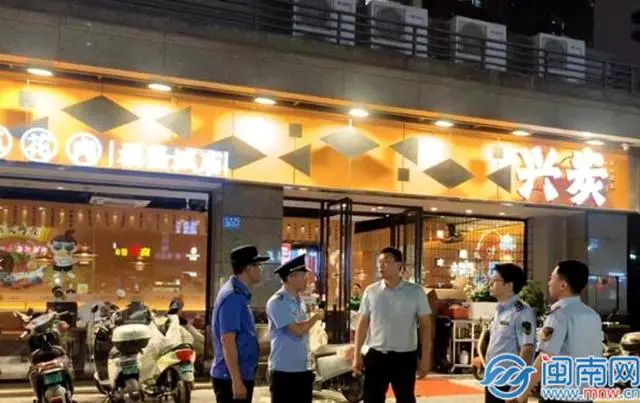 龙文区多部门联合三举措举措开展餐饮油烟专项整治行动